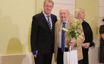 FOTO: Mesto Lučenec ocenilo pedagogičky pri príležitosti Dňa učiteľov