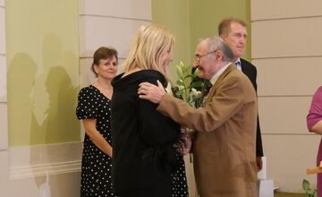 FOTO: Mesto Lučenec ocenilo pedagogičky pri príležitosti Dňa učiteľov