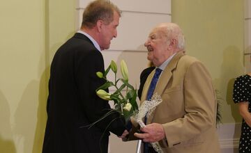 FOTO: Mesto Lučenec ocenilo pedagogičky pri príležitosti Dňa učiteľov