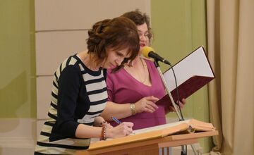 FOTO: Mesto Lučenec ocenilo pedagogičky pri príležitosti Dňa učiteľov