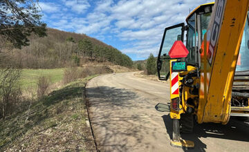 FOTO: FOTO: Začala sa výstavba cesty a chodníka na Pršiansku terasu
