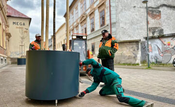 FOTO: Lazovná ulica v Bystrici bude zelenšia, mesto do nej investuje 14-tisíc eur