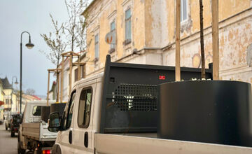 FOTO: Lazovná ulica v Bystrici bude zelenšia, mesto do nej investuje 14-tisíc eur