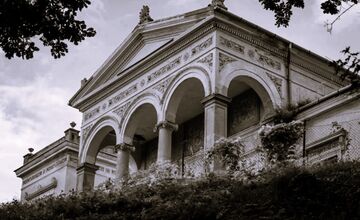 FOTO: Kaštieľ Prónay dostáva druhú šancu. Pozrite, ako prebieha jeho záchrana