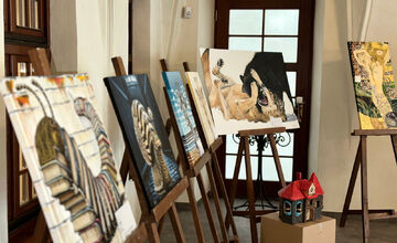 FOTO: V Bystrici si môžete pozrieť diela odsúdených, ktoré vznikli za múrmi väznice