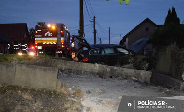 FOTO: Nehoda v obci Riečka