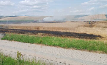 FOTO: V Poltári aj neďaleko Rimavskej Sobote horeli polia
