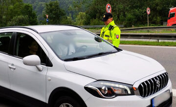 FOTO: Policajti chytili v Banskobystrickom kraji viacerých cestných pirátov