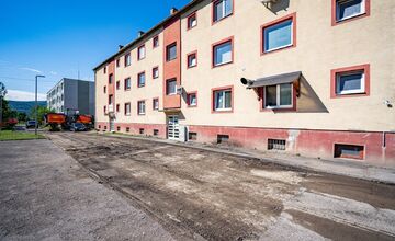 FOTO: Oprava parkoviska a cesty v Žiari nad Hronom