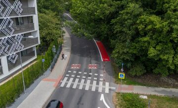 FOTO: Bezpečnejšia križovatka pod Štátnym archívom