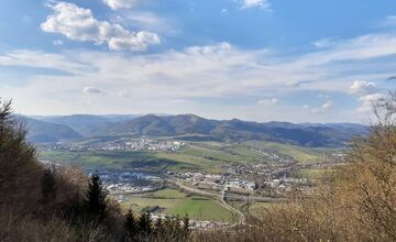 FOTO: Najkrajšie prechádzky v okolí Banskej Bystrice
