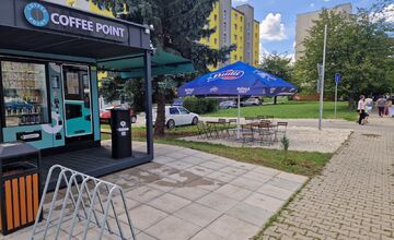 FOTO: Nové posedenie na Západe