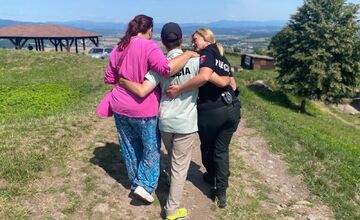 FOTO: Policajti a hasiči zo Zvolena splnili Máriovi sen byť policajtom