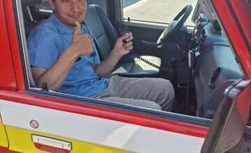 FOTO: Policajti a hasiči zo Zvolena splnili Máriovi sen byť policajtom