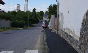 FOTO: Rozsiahle opravy ciest v Lučenci