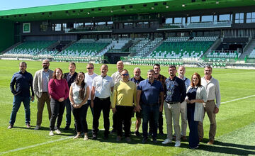 FOTO: Primátor Brezna sa v Prešove inšpiroval ohľadom prípravy štadióna