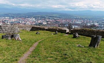 FOTO: Národný výstup na Pustý hrad