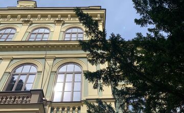 FOTO: Historická budova lesníckej školy púta pozornosť