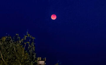 FOTO: Takto zachytili krvavý supermesiac Bystričania či Zvolenčania