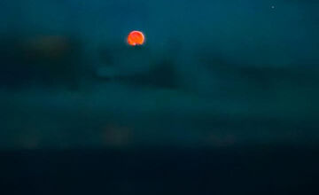 FOTO: Takto zachytili krvavý supermesiac Bystričania či Zvolenčania