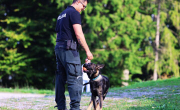 FOTO: Pri Banskej Bystrici sa konalo spoločné cvičenie slovenskej a maďarskej polície
