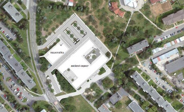 FOTO: Chátrajúce gymnázium vo Zvolene sa premení na moderné centrum s prácou pre stovku ľudí 