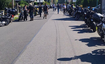 FOTO: Synovi Jozefa, ktorý zomrel pri nehode, vyzbierali motorkári 1500 eur