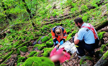 FOTO: Policajti hľadali v lesoch pri Zvolene 71-ročného muža