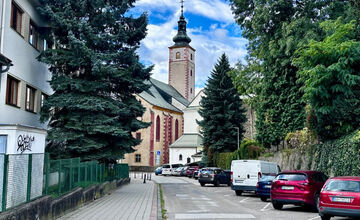 FOTO: Rekonštrukcia ulice v Banskej Bystrici si vyžiada dopravné obmedzenia 