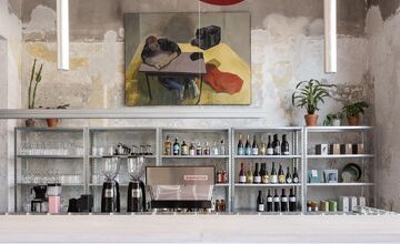 FOTO: Obľúbená kaviareň výklad