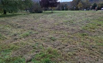 FOTO: Zvolen rieši problém s kosením