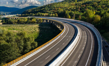FOTO: Mostná estakáda v údolí Krivánskeho potoka