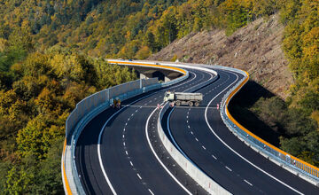 FOTO: Mostná estakáda v údolí Krivánskeho potoka