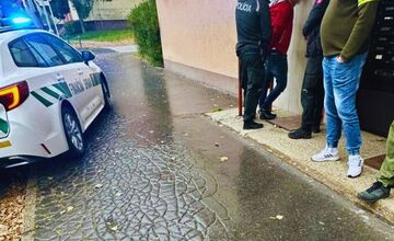 FOTO: Z bežnej kontroly sa stal zásah