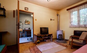 FOTO: Gazdovstvo u Kukučkov v Zaježovej je na predaj