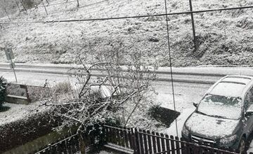 FOTO: Sneženie dorazilo do Banskobystrického kraja