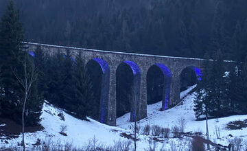 FOTO: Viadukt v Telgárte nasvietili prvýkrát v 90-ročnej histórii