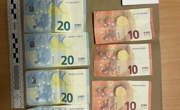 FOTO: V Bystrici zadržali policajtov, pokutovali vodičov a peniaze si nechávali