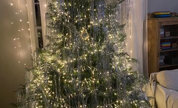 FOTO: Prečo vešiame na stromček pozlátku? Legenda má prekvapivé vysvetlenie