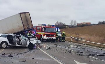FOTO: Tragická nehoda neďaleko Lučenca