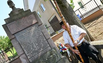 FOTO: Spomienky na Ľubomíra Tatarku