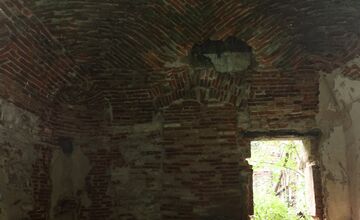 FOTO: Kaštieľ železiarov sa rozpadá pred očami