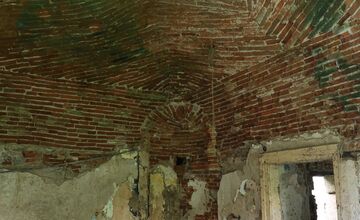 FOTO: Kaštieľ železiarov sa rozpadá pred očami