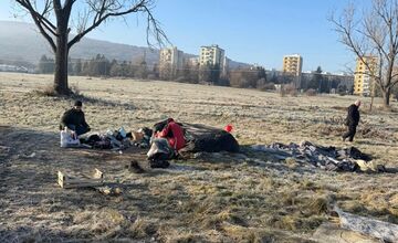 FOTO: Dobrovoľníci vyčistili brehy VN Môťová, vyzbierali takmer 700 kíl odpadu