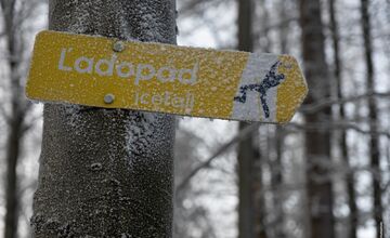 FOTO: Ľadopád v Skalke pri Kremnici