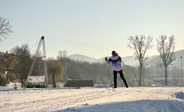 FOTO: Areál zimných športov na plážovom kúpalisku sa teší veľkej obľube
