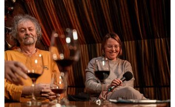 FOTO: Oslava 10 rokov kníhkupectva spojená s rozlúčkou