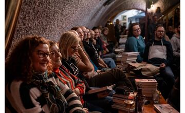 FOTO: Oslava 10 rokov kníhkupectva spojená s rozlúčkou