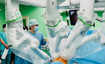 FOTO: Transplantácia obličky v Rooseveltovej nemocnici