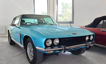 FOTO: Double Red Cars múzeum v Brezne